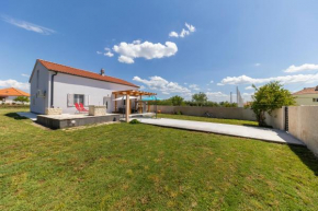 Holiday House Beram